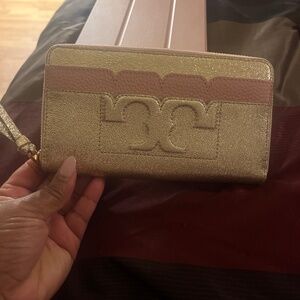 Authentic Tory Burch wallet